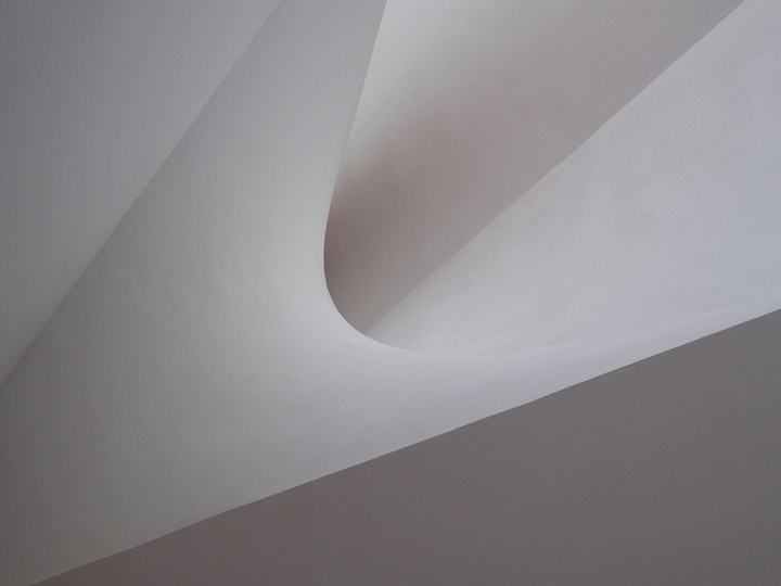 curved gypsum tel aviv museum of art